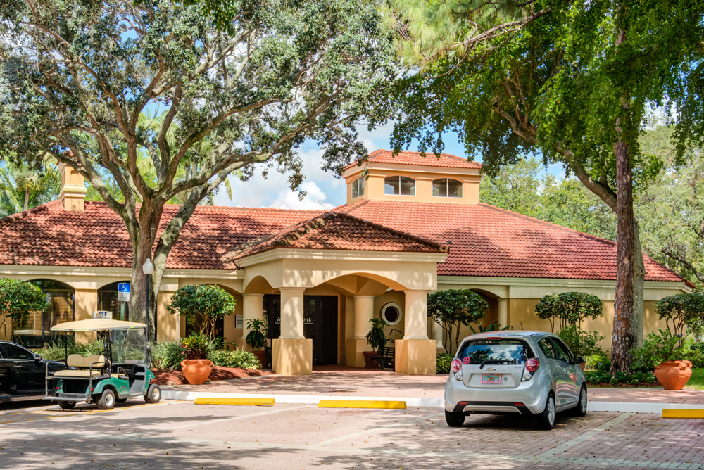 Pinebrook Pointe_Exterior1